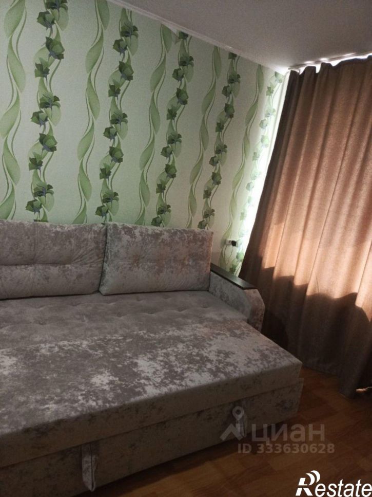 2-комн квартира улица Александра Матросова, 4,  д. 4