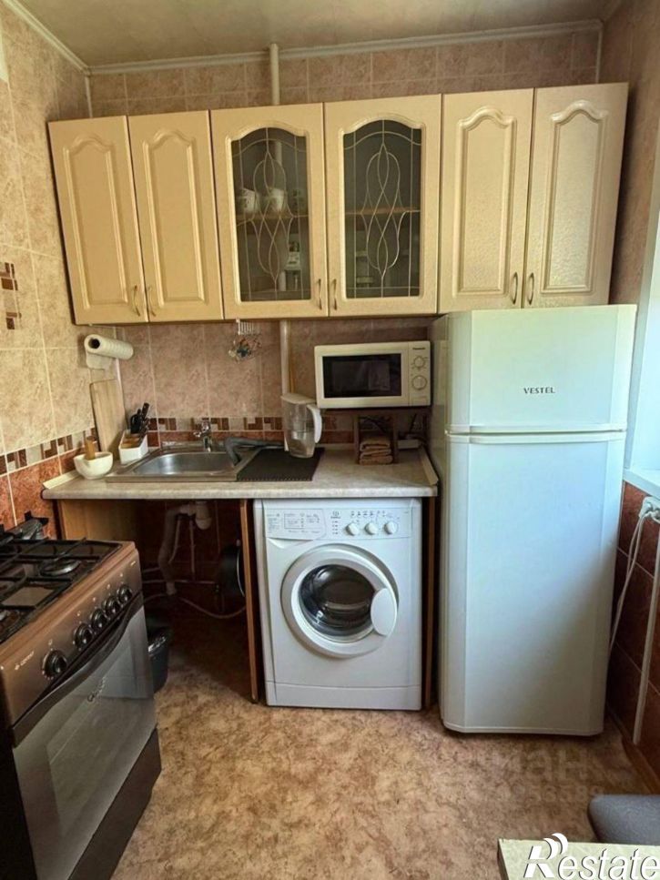 2-комн квартира проспект Кирова, 282,  д. 282