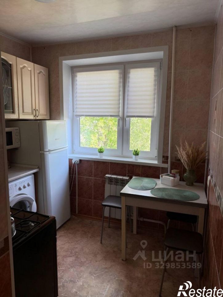 2-комн квартира проспект Кирова, 282,  д. 282