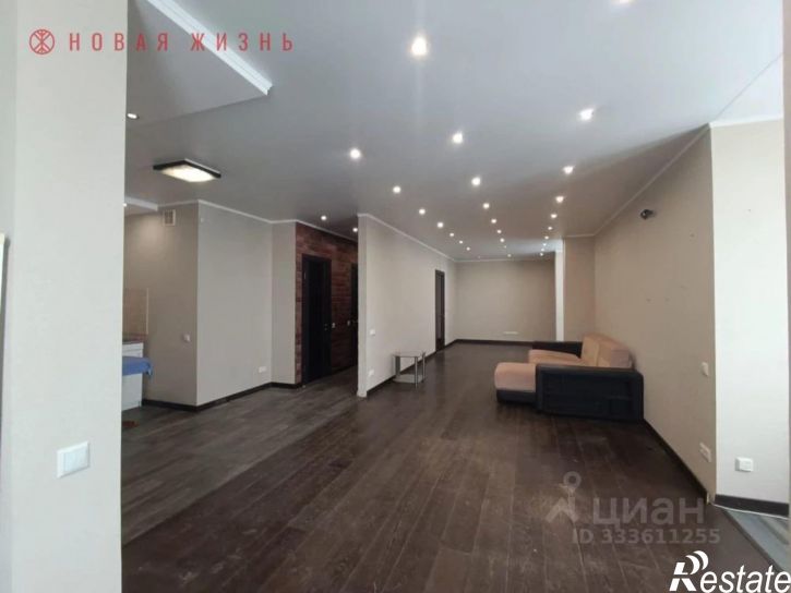 3-комн квартира Ново-Садовая улица, 106М,  д. 106М