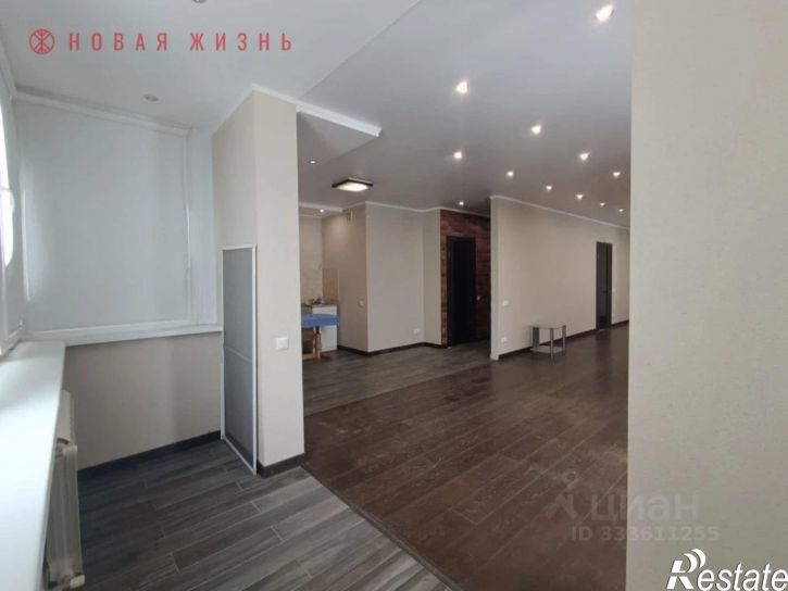 3-комн квартира Ново-Садовая улица, 106М,  д. 106М