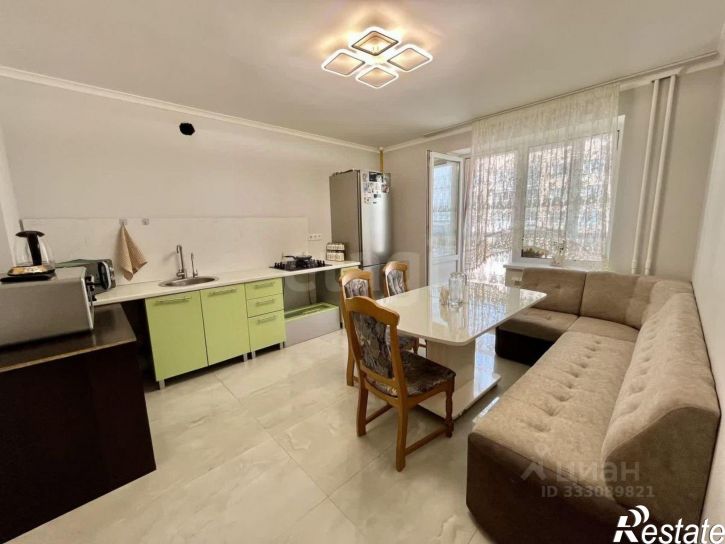 3-комн квартира 1-й кв-л, 44,  д. 44
