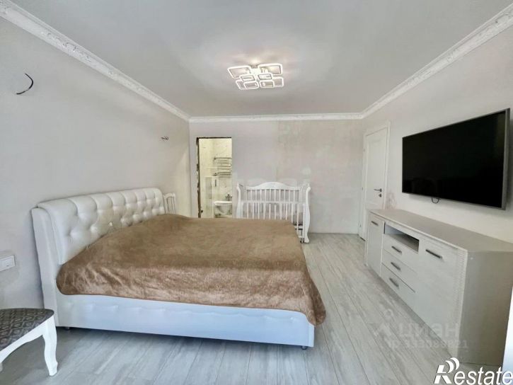 3-комн квартира 1-й кв-л, 44,  д. 44