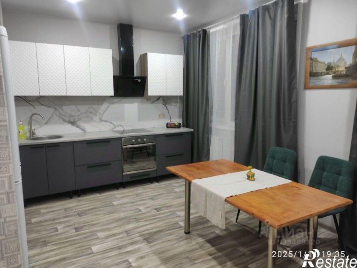 2-комн квартира Конноармейская улица, 26,  д. 26