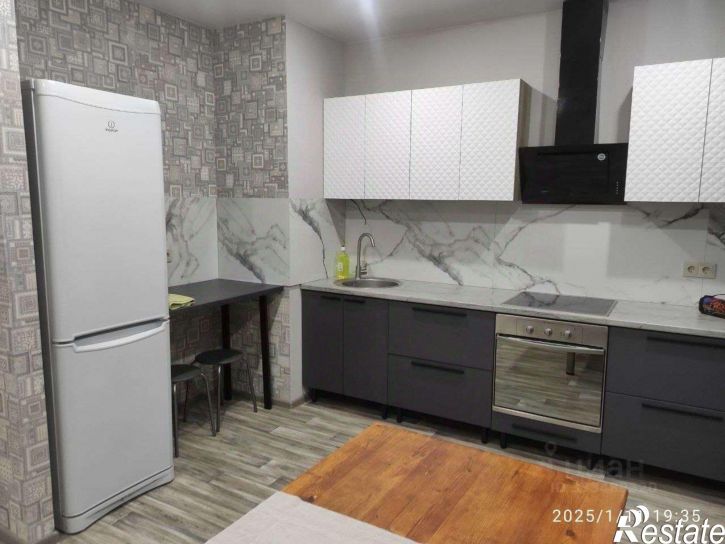 2-комн квартира Конноармейская улица, 26,  д. 26