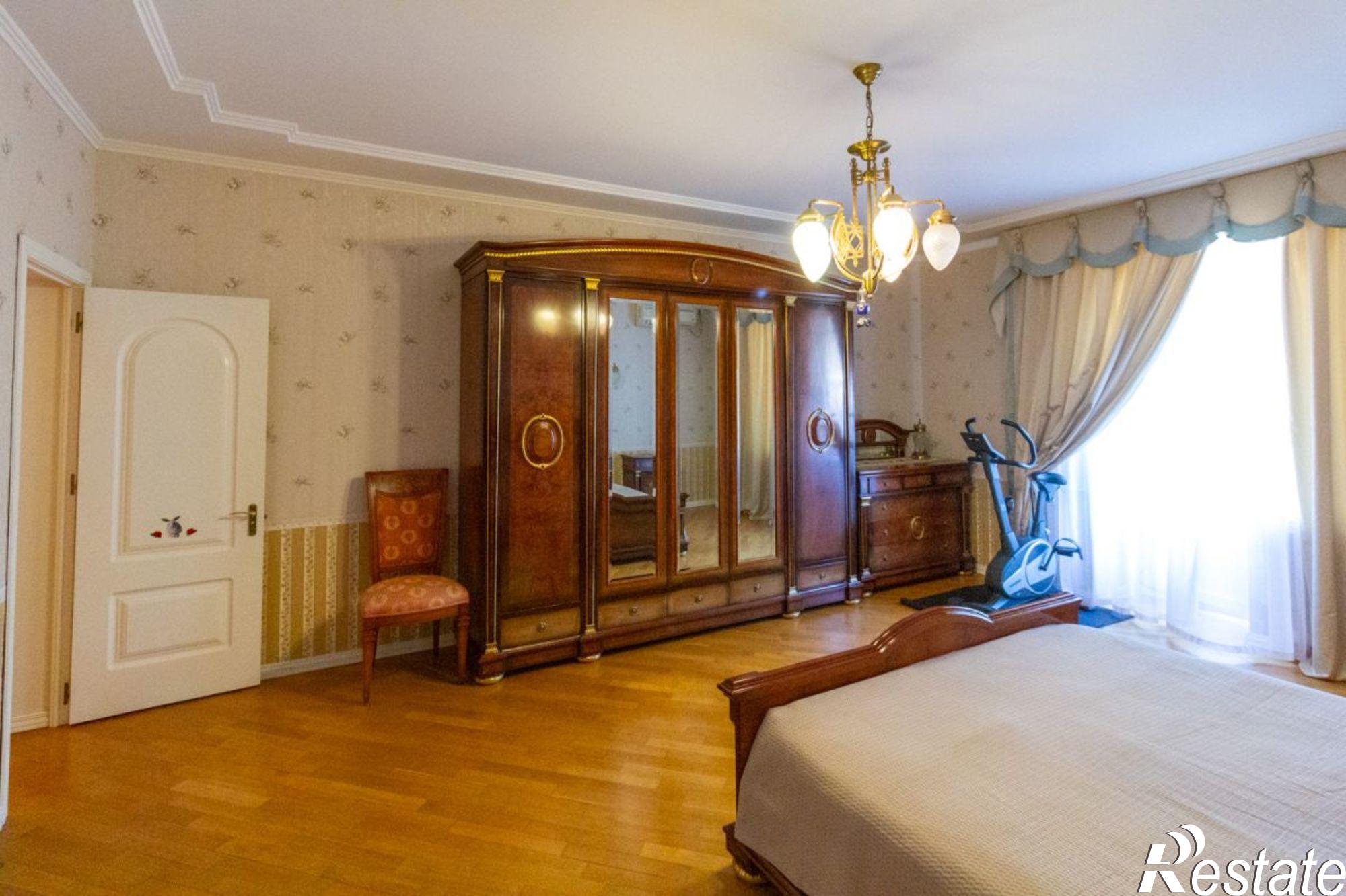 Купить квартиру за 23 500 000 рублей на Степана Разина улица, 101