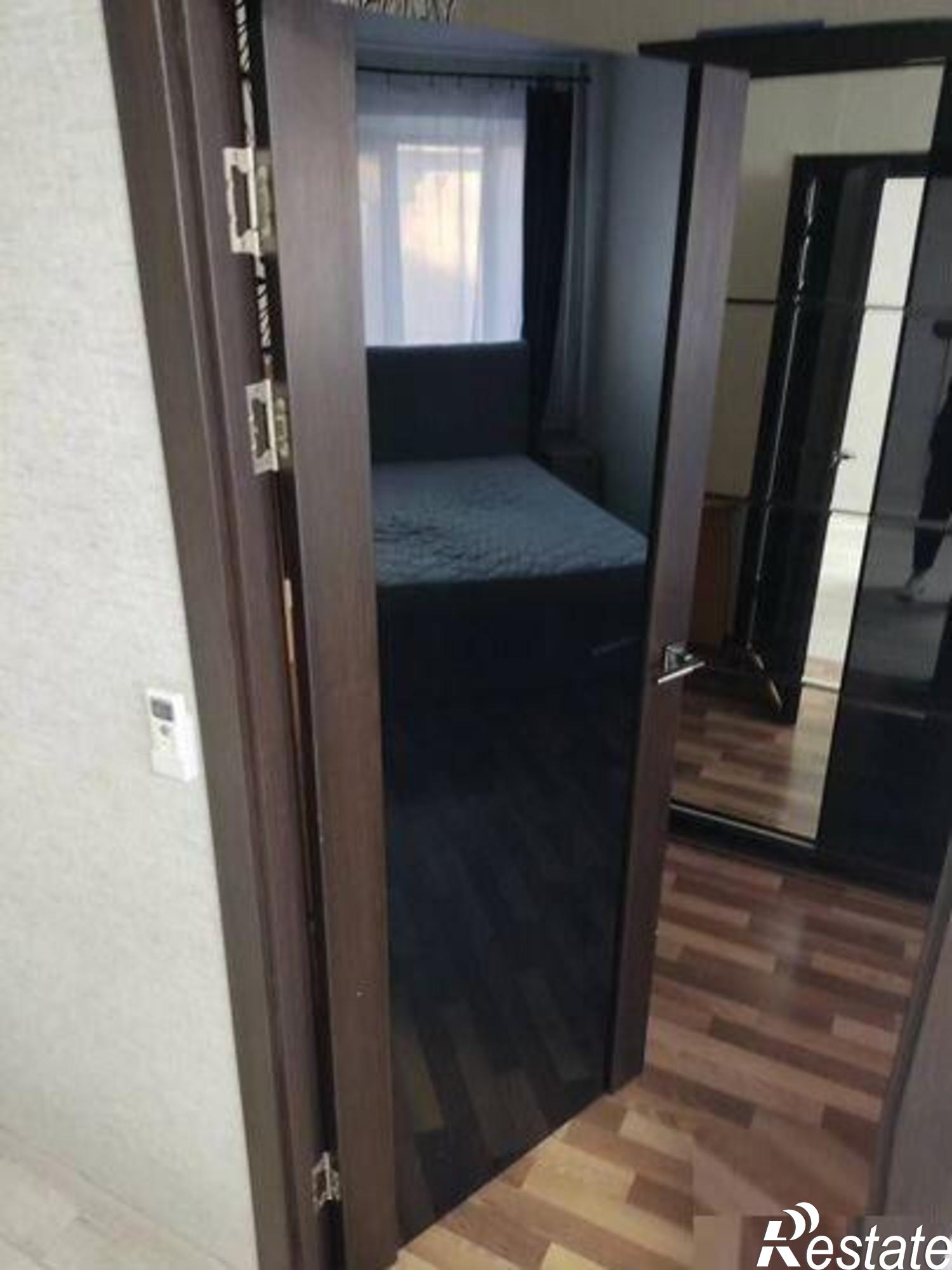 Сдать квартиру за 28 000 рублей на Победы улица, 75