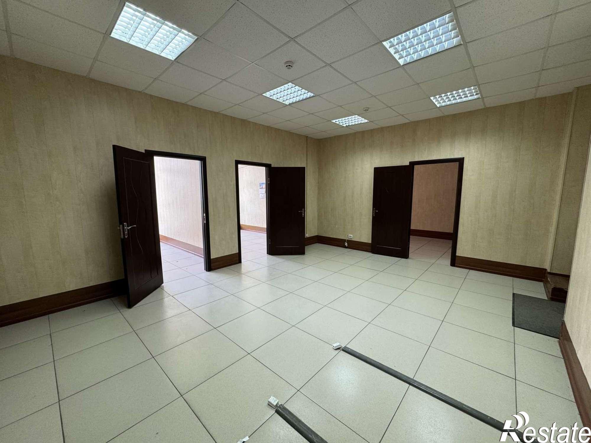 Купить офис, помещение под офис за 6 500 000 рублей на Губанова улица, 3