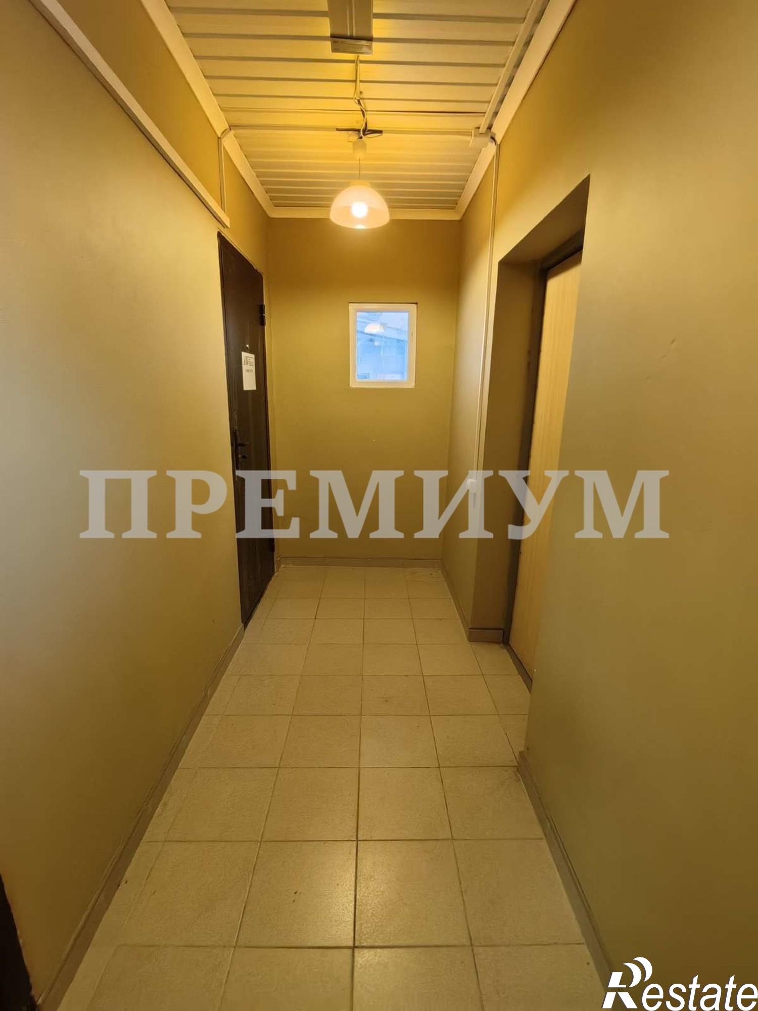Купить офис, помещение под офис за 5 500 000 рублей на Симферопольская улица, 1