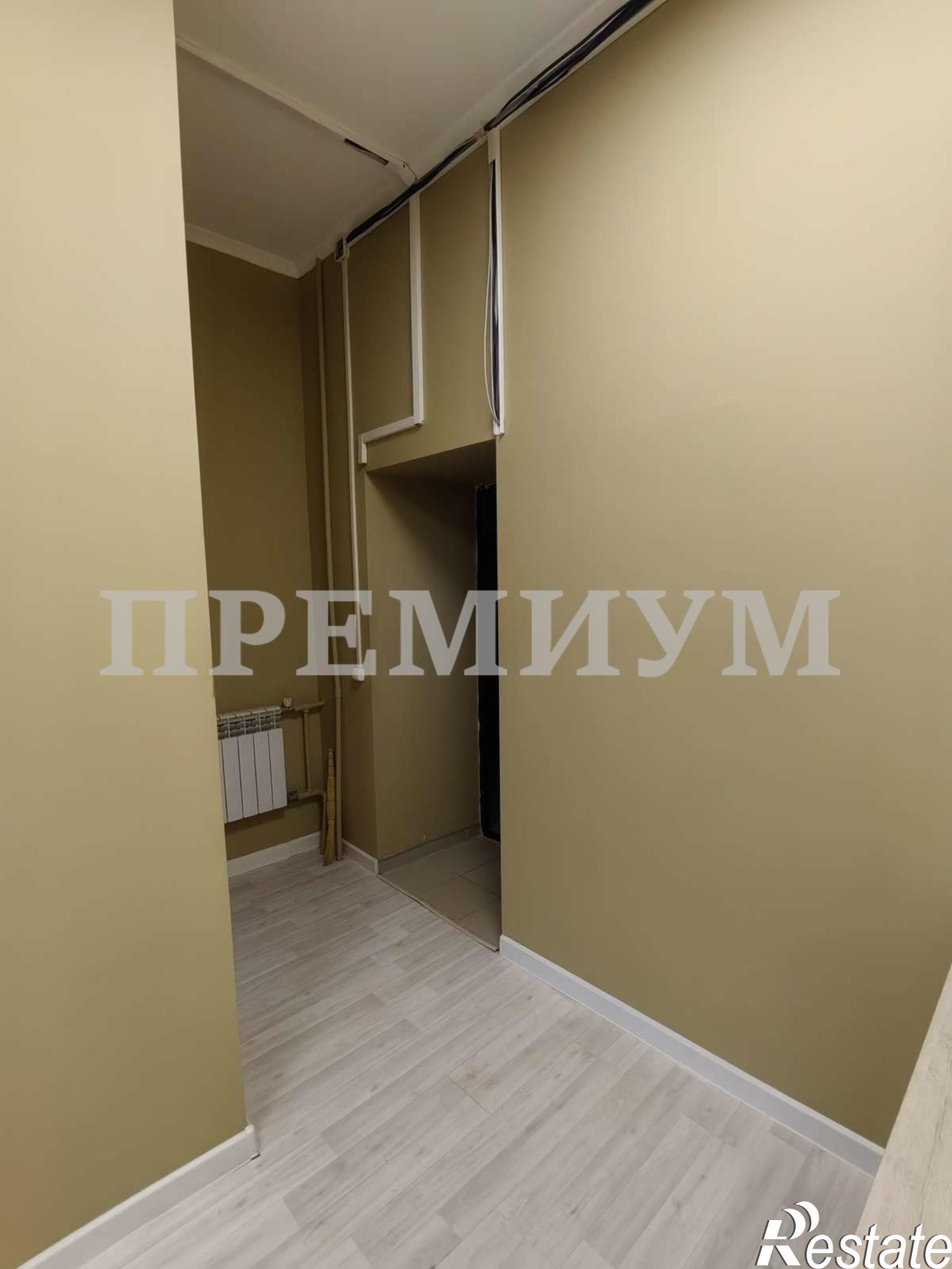 Купить офис, помещение под офис за 5 500 000 рублей на Симферопольская улица, 1