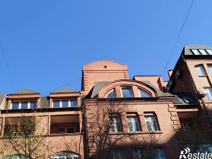 6-комн квартира Степана Разина улица, 101