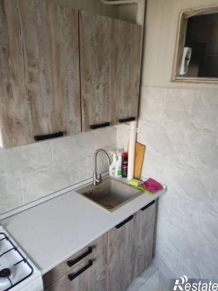 2-комн квартира Победы улица, 75