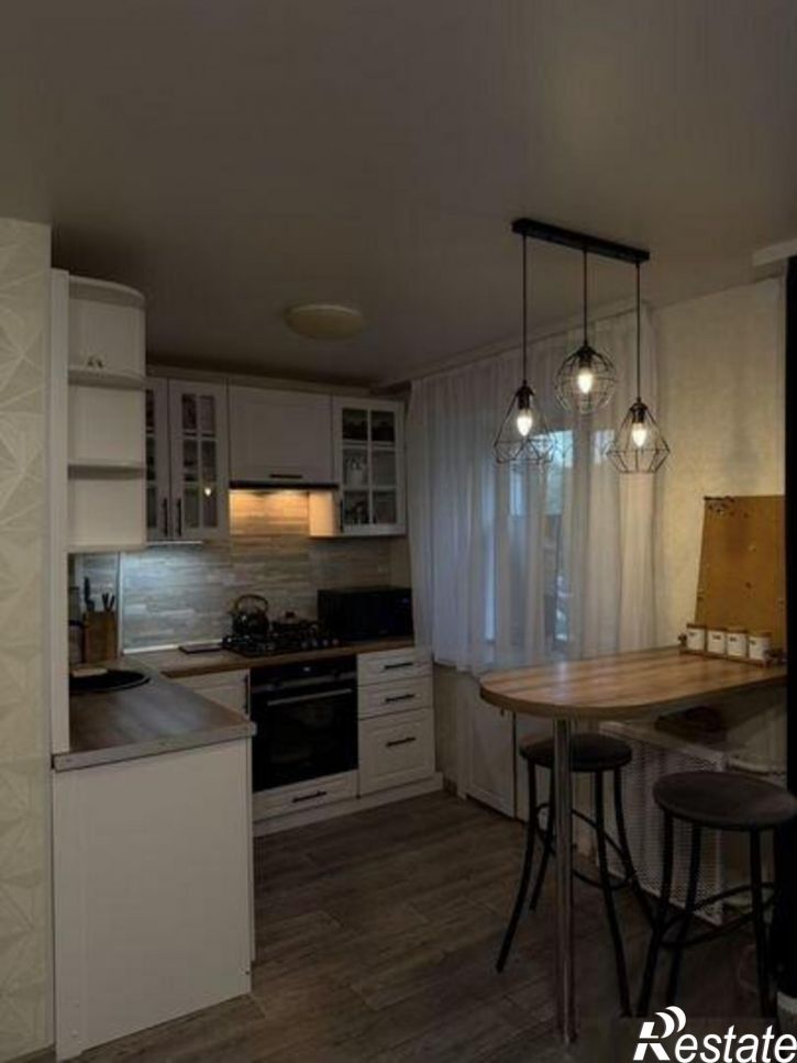 2-комн квартира Свободы улица, 71