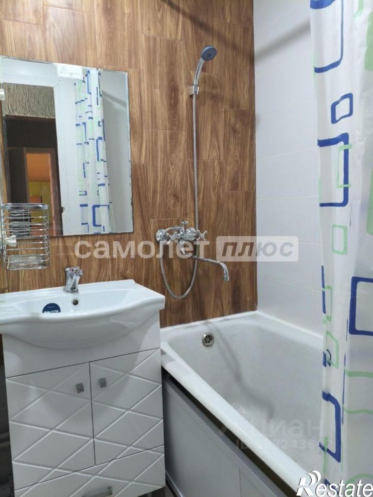 2-комн квартира Георгия Димитрова улица, 93