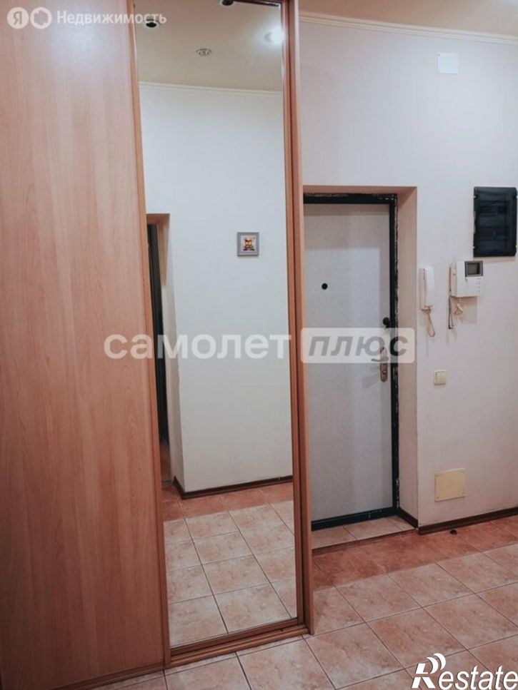 2-комн квартира Лейтенанта Шмидта улица, 24