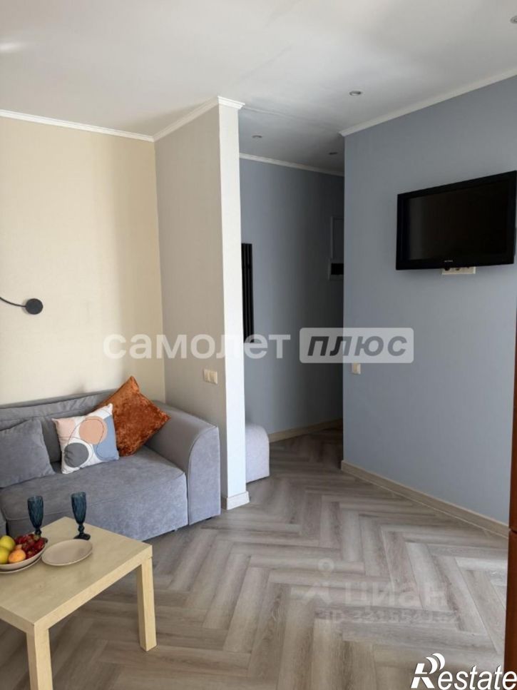 2-комн квартира Полевая улица, 3