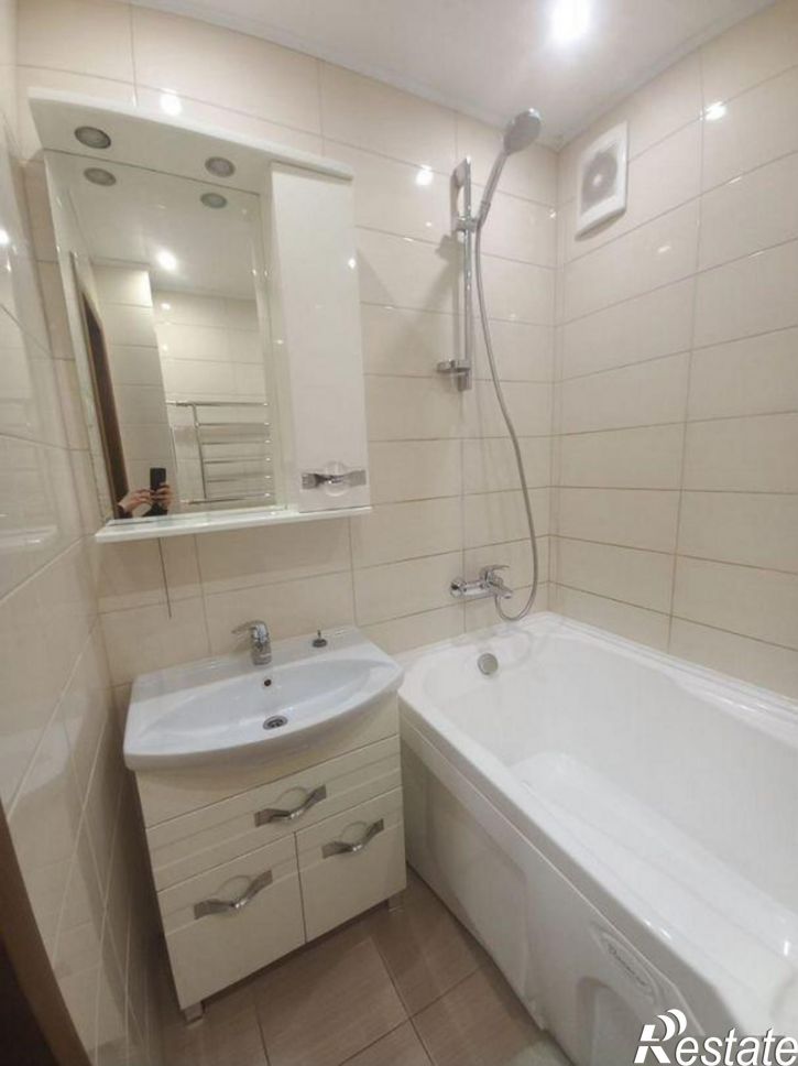 3-комн квартира Металлистов улица, 53