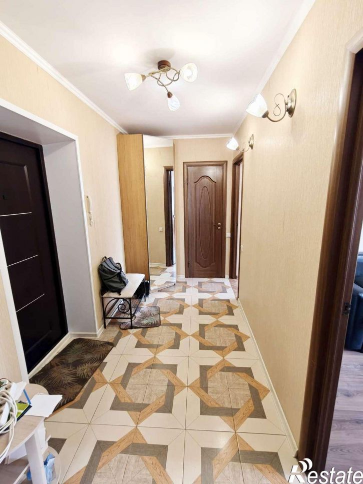 2-комн квартира Ивана Финютина бульвар, 68