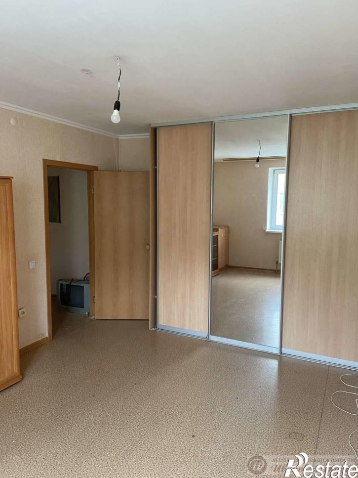 2-комн квартира Евгения Золотухина улица, 36