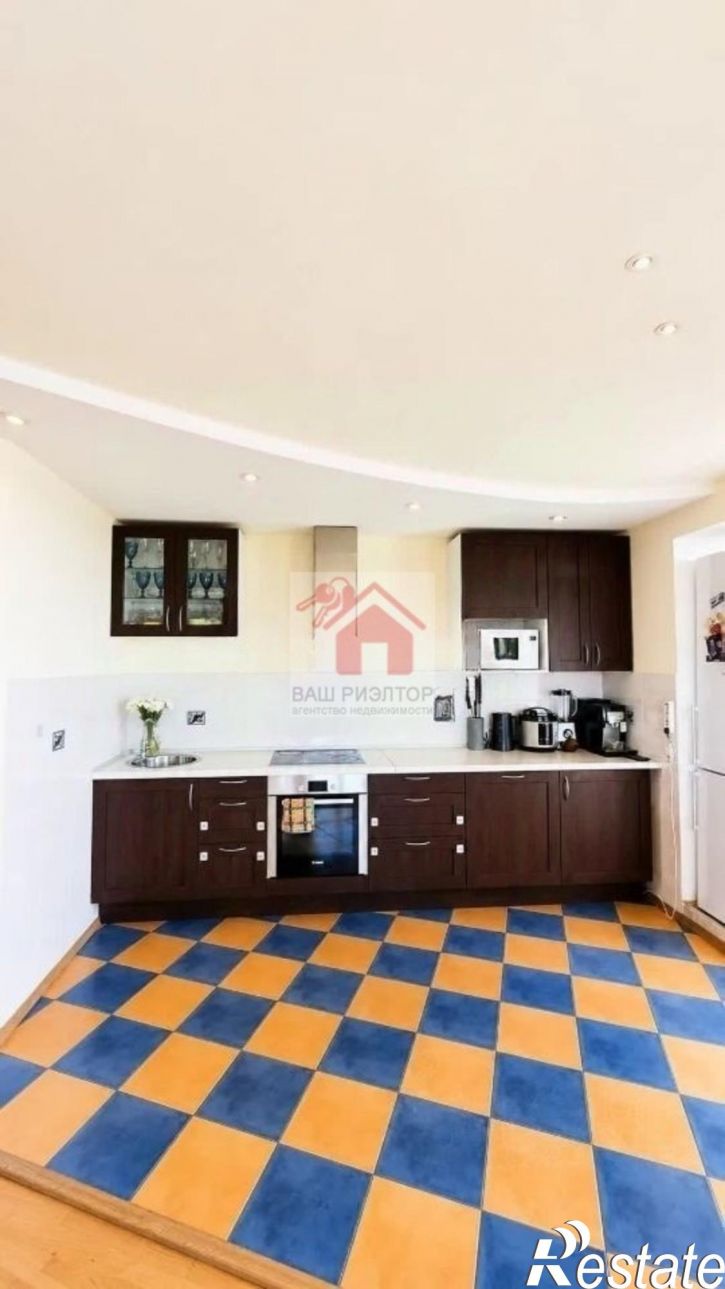 3-комн квартира Аэродромная улица, 72А