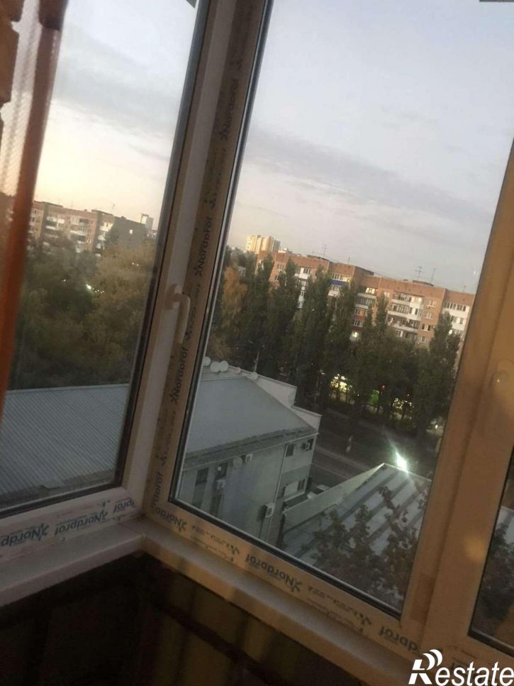 2-комн квартира Кирова проспект, 180