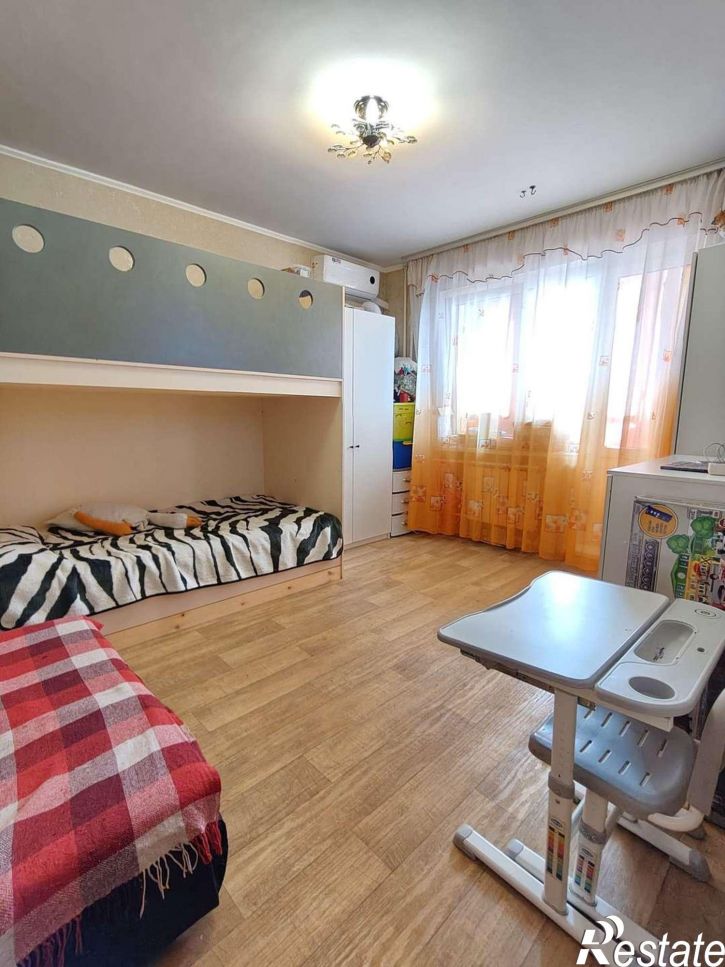 2-комн квартира Солнечная улица, 33