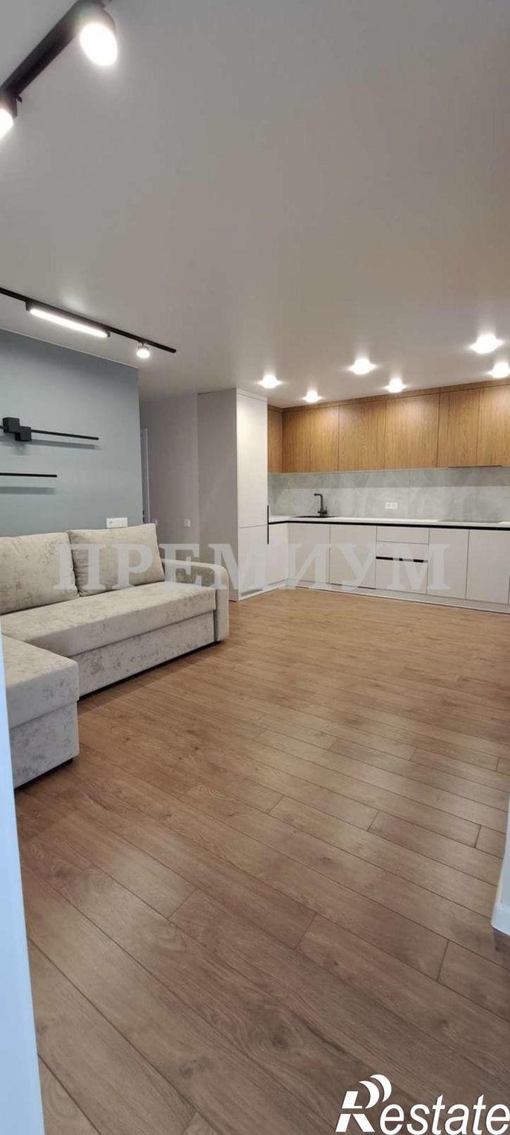 2-комн квартира Советской Армии улица, 91