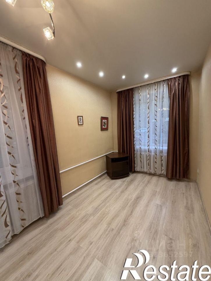 2-комн квартира Алма-Атинская улица, 32,  д. 32