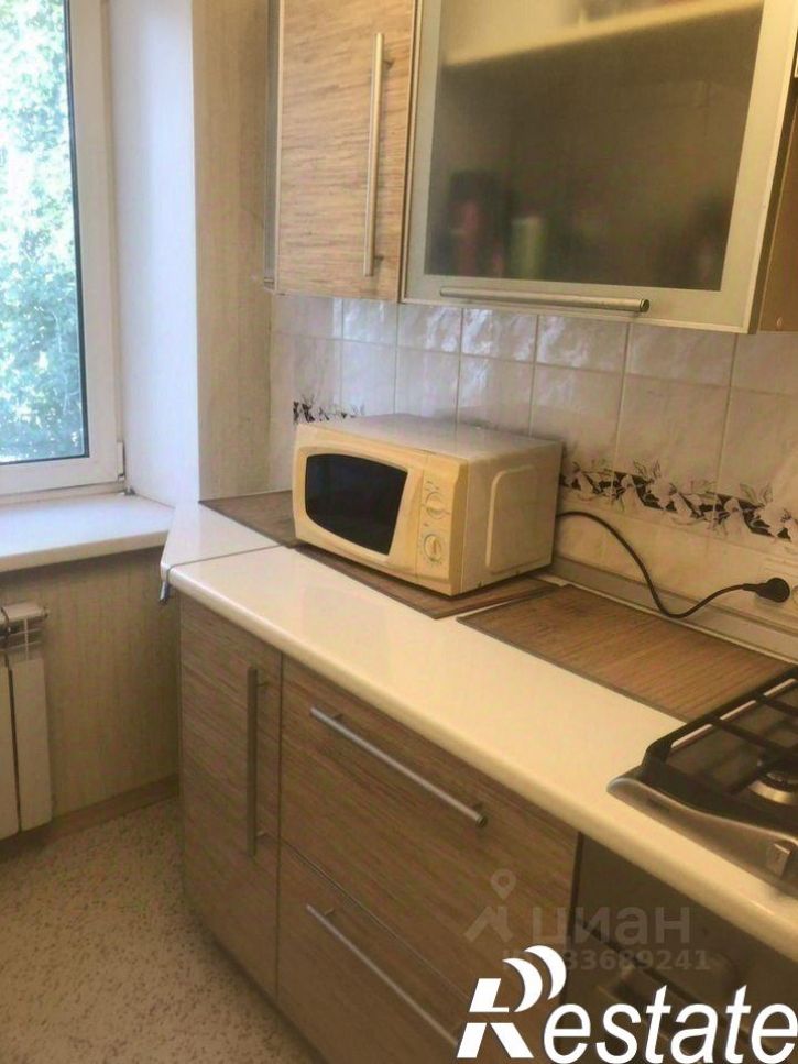 2-комн квартира улица Советской Армии, 275,  д. 275