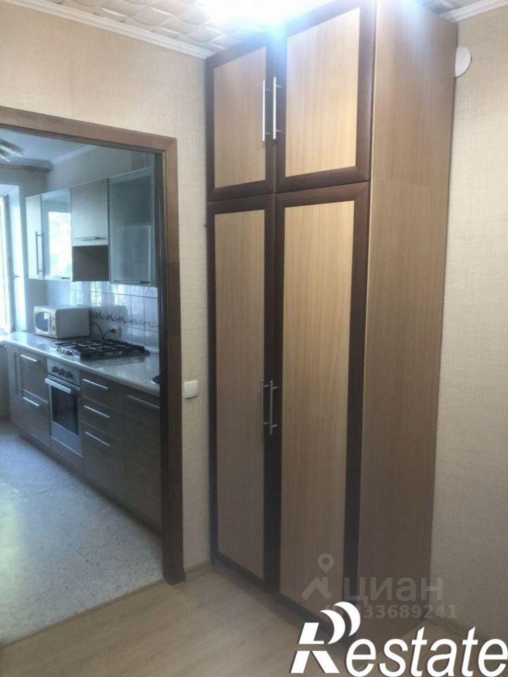2-комн квартира улица Советской Армии, 275,  д. 275