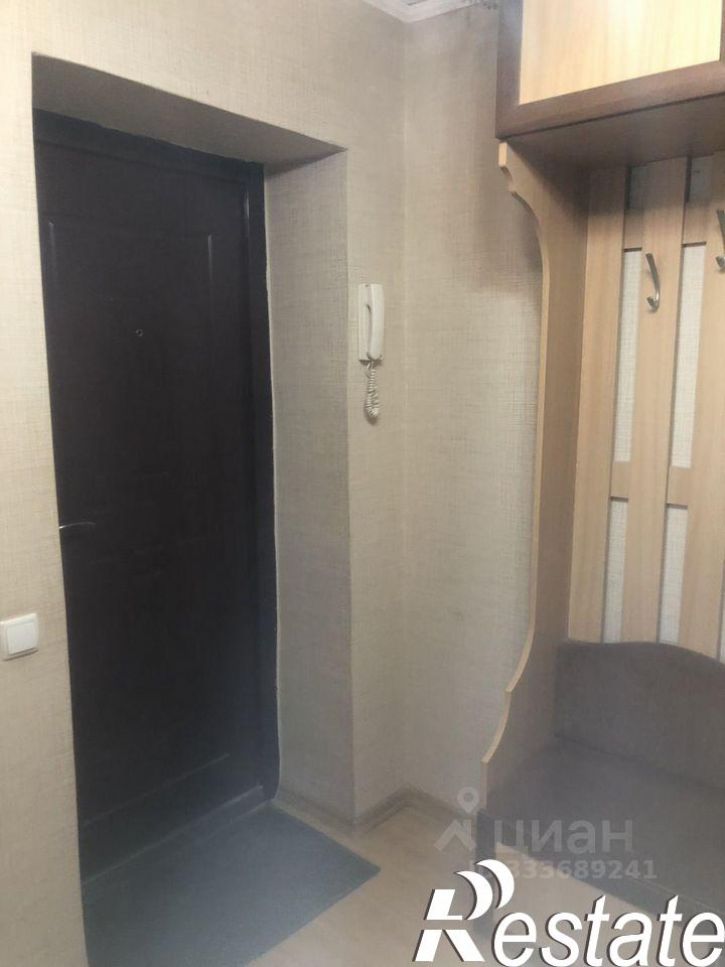 2-комн квартира улица Советской Армии, 275,  д. 275