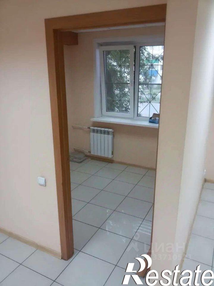 Сдать торговое помещение за 41 483 рублей на улица Гагарина, 90