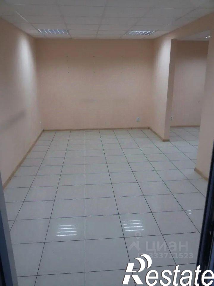 Сдать торговое помещение за 41 483 рублей на улица Гагарина, 90