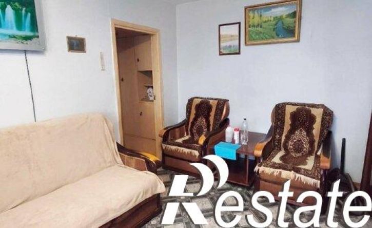 2-комн квартира Среднесадовая улица, 64,  д. 64