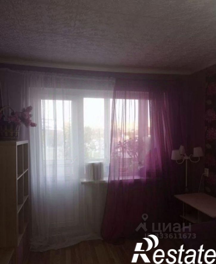 3-комн квартира улица Гагарина, 1,  д. 1