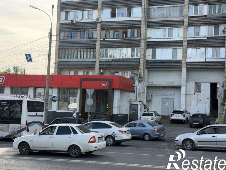 4-комн квартира улица Авроры, 68,  д. 68