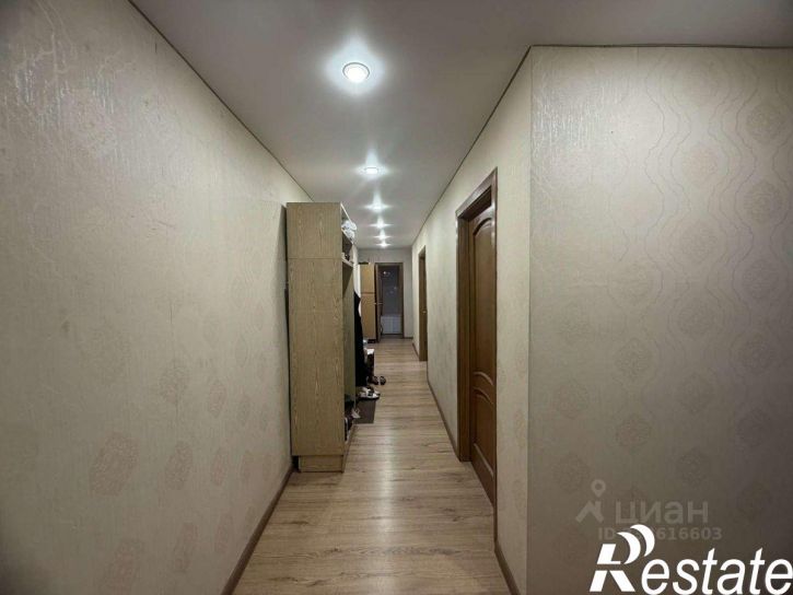 4-комн квартира улица Авроры, 68,  д. 68