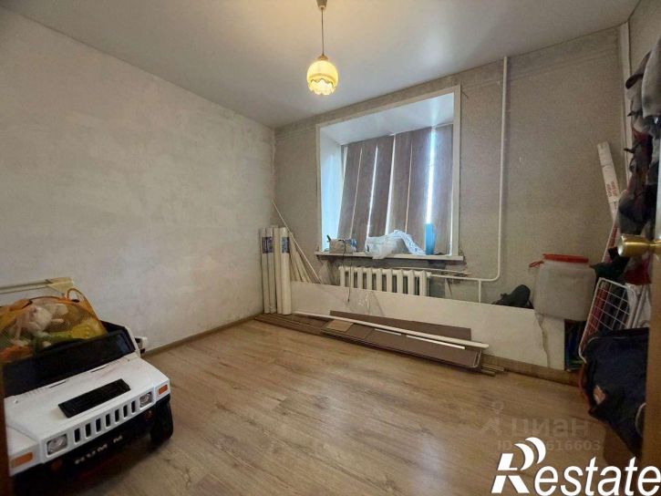 4-комн квартира улица Авроры, 68,  д. 68