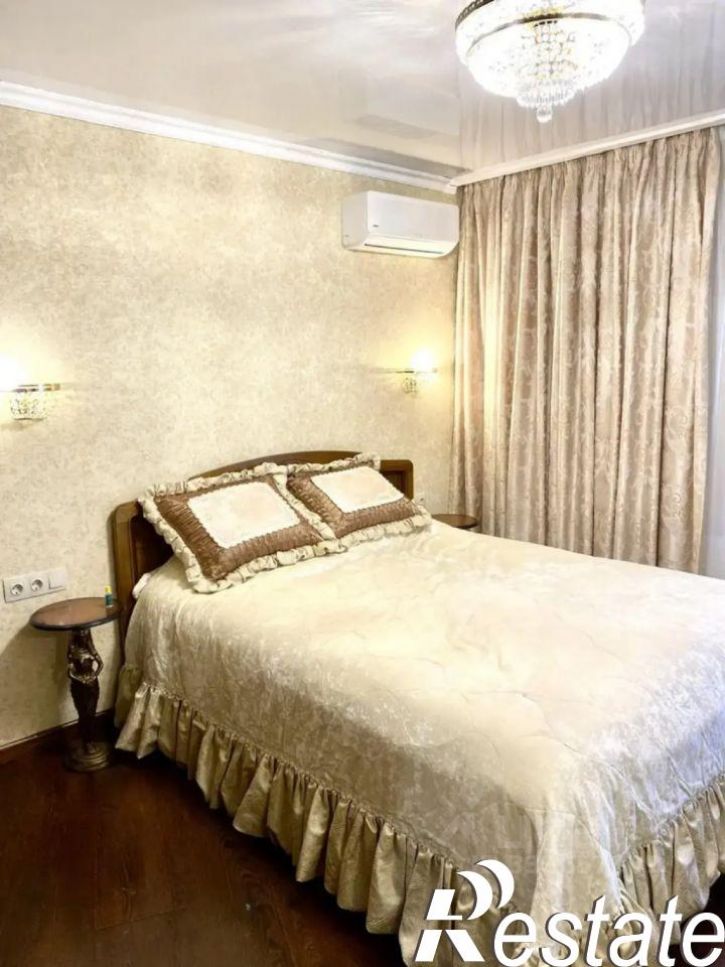 3-комн квартира Молодёжная улица, 18,  д. 18