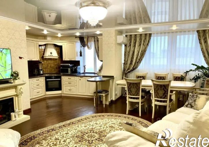 3-комн квартира Молодёжная улица, 18,  д. 18