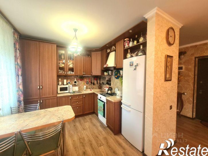 2-комн квартира улица Евгения Золотухина, 21,  д. 21