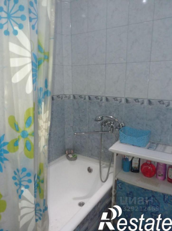 3-комн квартира улица Гагарина, 1,  д. 1