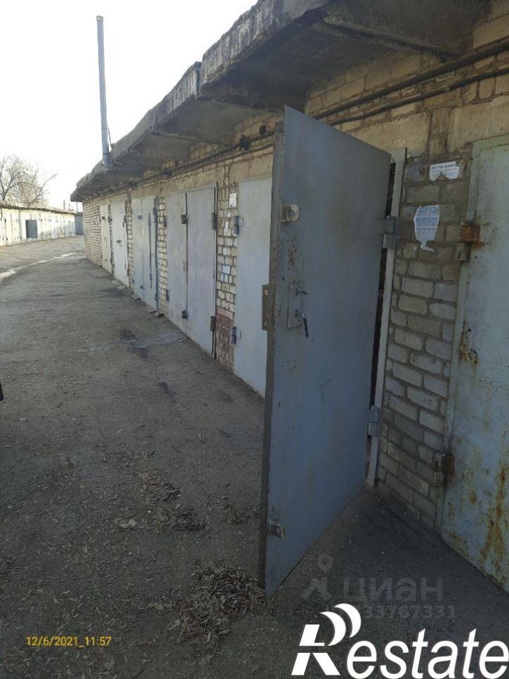 Гараж/парковка Мостовая улица
