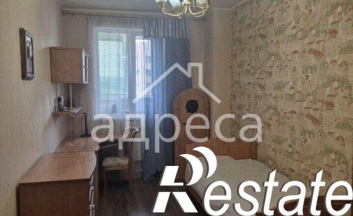 2-комн квартира Революционная улица, 3,  д. 3
