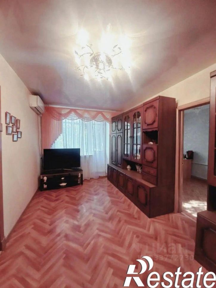 2-комн квартира Тихвинская улица, 28,  д. 28