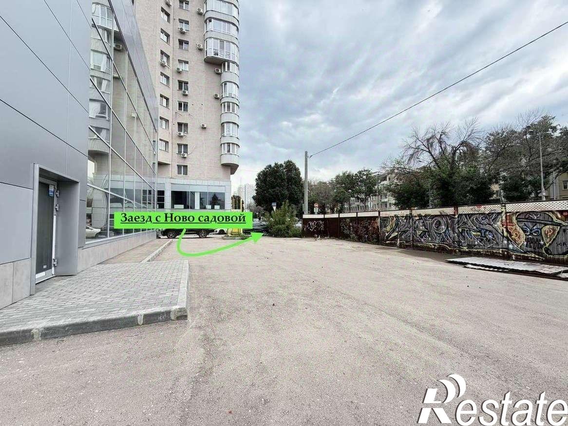 Купить торговое помещение за 120 000 000 рублей на Челябинская улица, 5