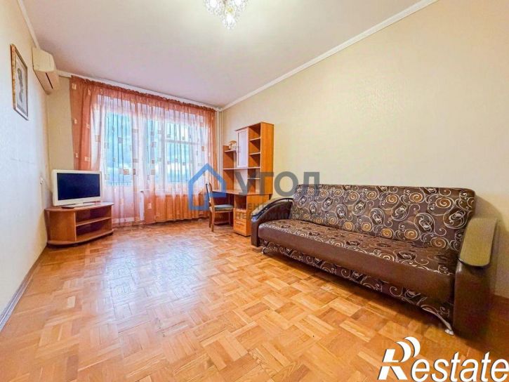 2-комн квартира Ленинградская улица, 2,  д. 2