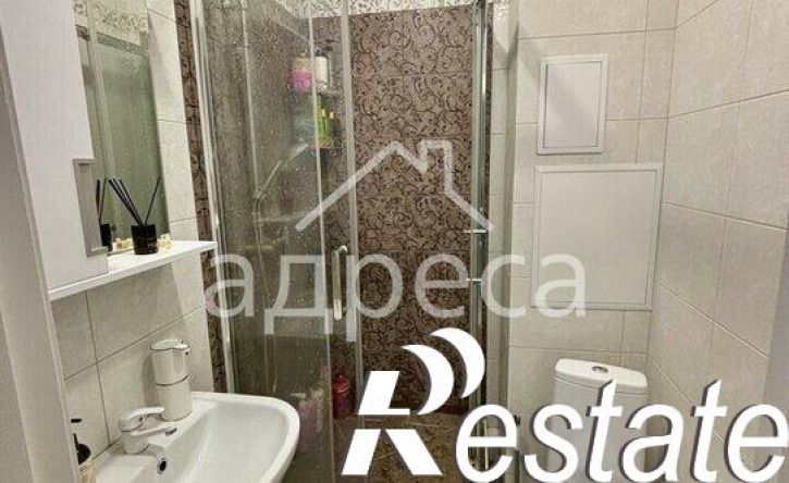 3-комн квартира Осетинская улица, 16,  д. 16