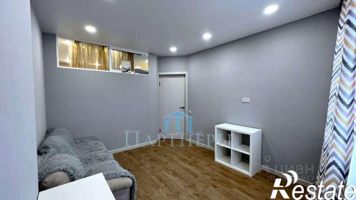 2-комн квартира улица Луначарского, 5,  д. 5