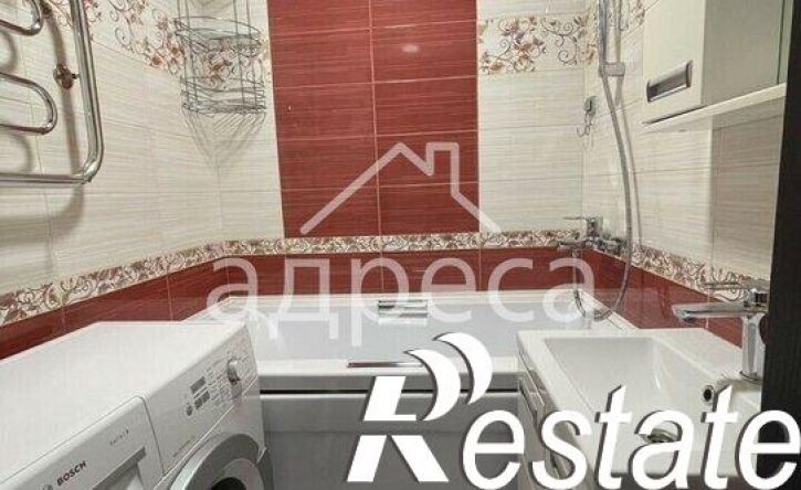 3-комн квартира улица Георгия Димитрова, 37,  д. 37